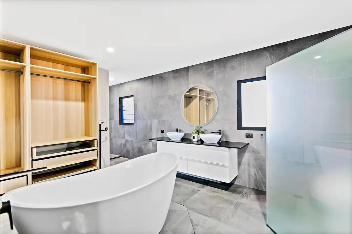 Сasa de vacaciones Villa Modern Luxury Pool Oasis Buddina